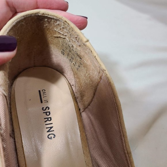 Size 10 Spring off white/cream lace pumps - Picture 4 of 5